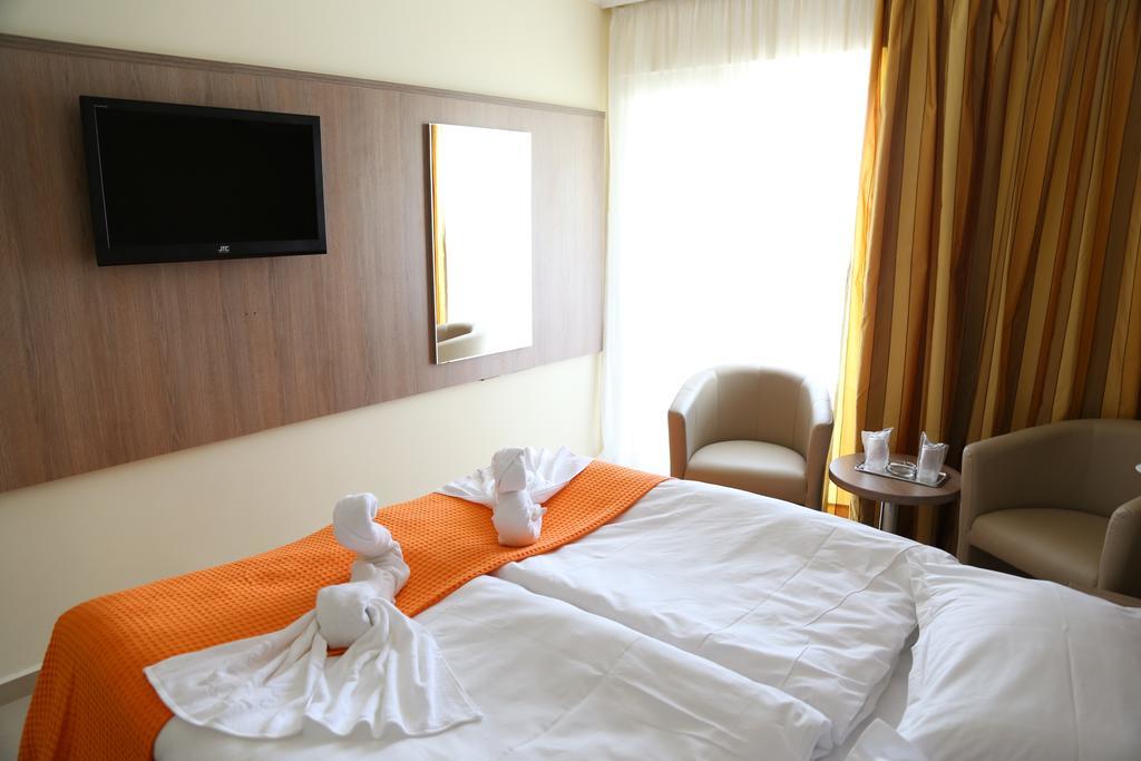 Hotel Piccadilly Mamaja Pokój zdjęcie