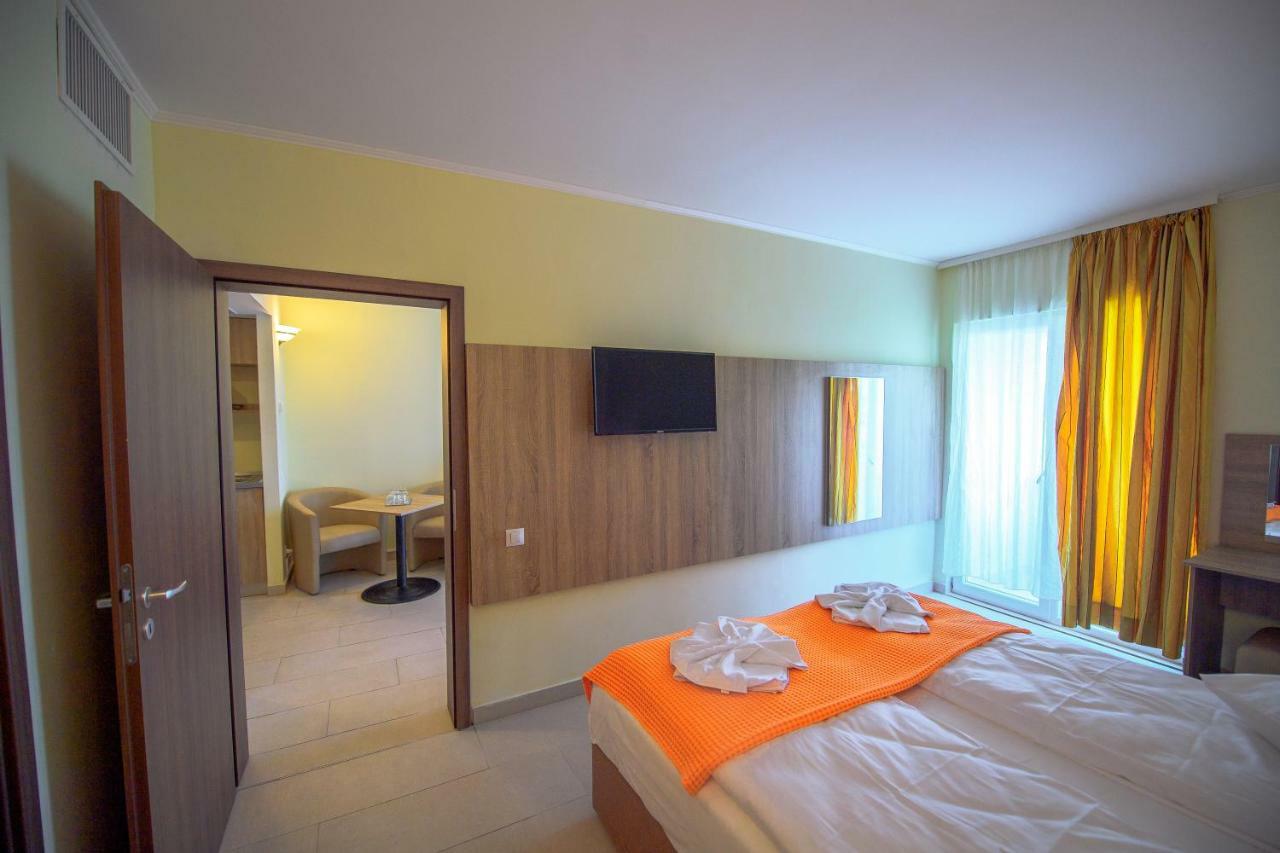 Hotel Piccadilly Mamaja Zewnętrze zdjęcie