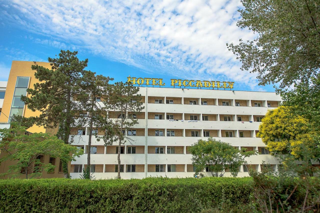 Hotel Piccadilly Mamaja Zewnętrze zdjęcie