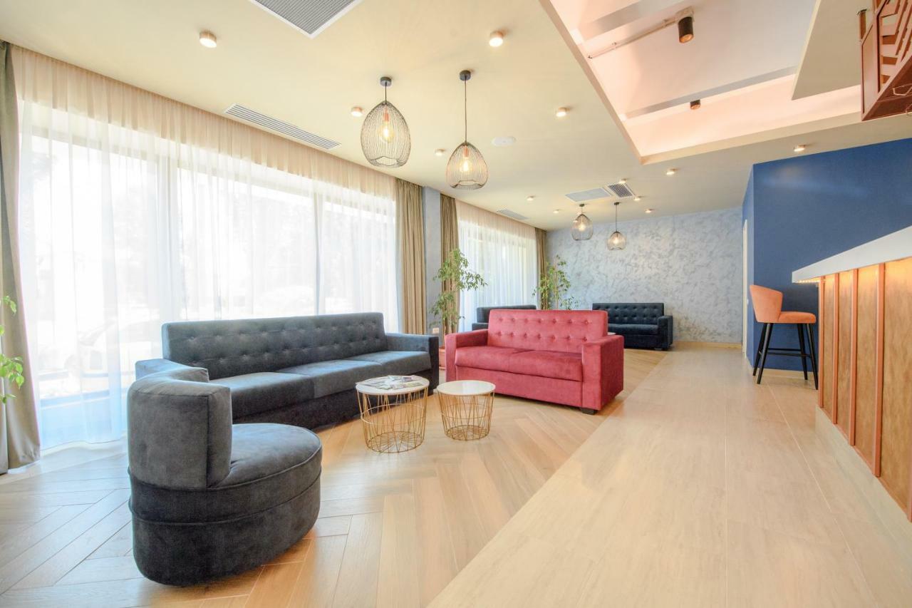 Hotel Piccadilly Mamaja Zewnętrze zdjęcie
